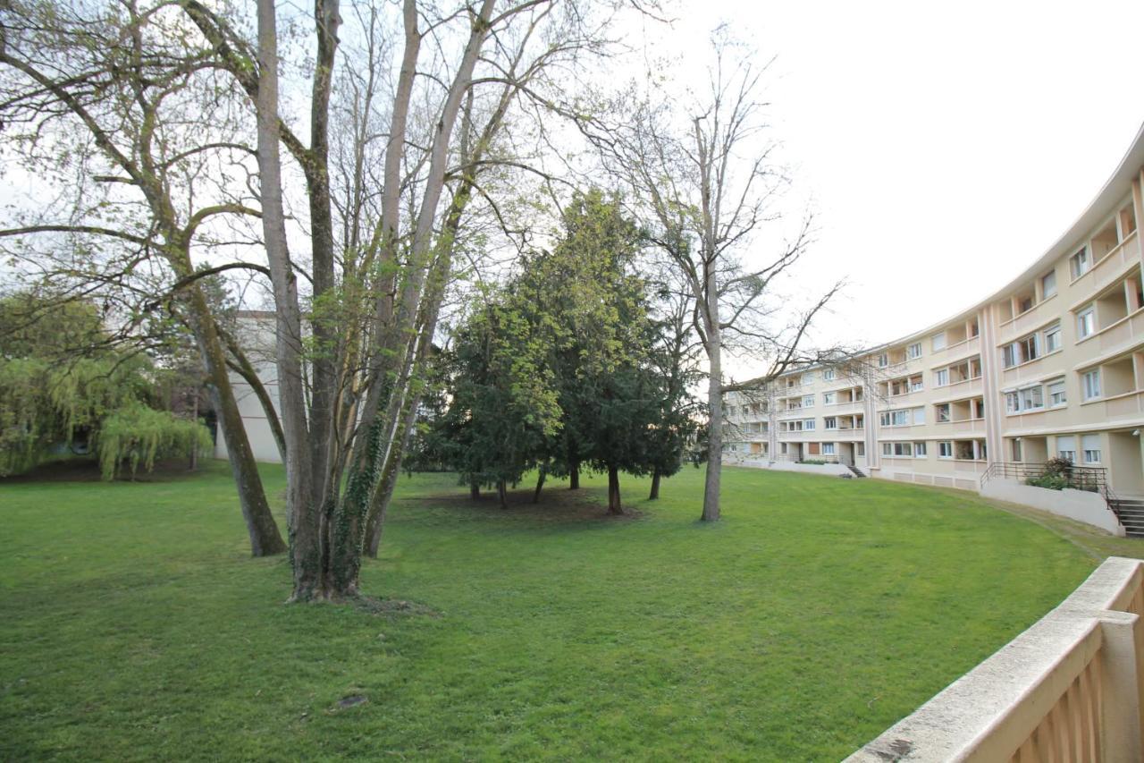 Derniere Reservations Avant Indisponibilite En Septembre Pour 12 Mois, Illimites Jacuzzi Spa Bain A Remous Interieur, Sauna Interieur, Parking Reserve, Vue Et Acces Parc, Prestations Uniques, 1Er Etage Corbeil-Essonnes Eksteriør billede