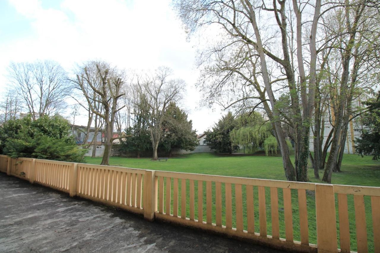 Derniere Reservations Avant Indisponibilite En Septembre Pour 12 Mois, Illimites Jacuzzi Spa Bain A Remous Interieur, Sauna Interieur, Parking Reserve, Vue Et Acces Parc, Prestations Uniques, 1Er Etage Corbeil-Essonnes Eksteriør billede
